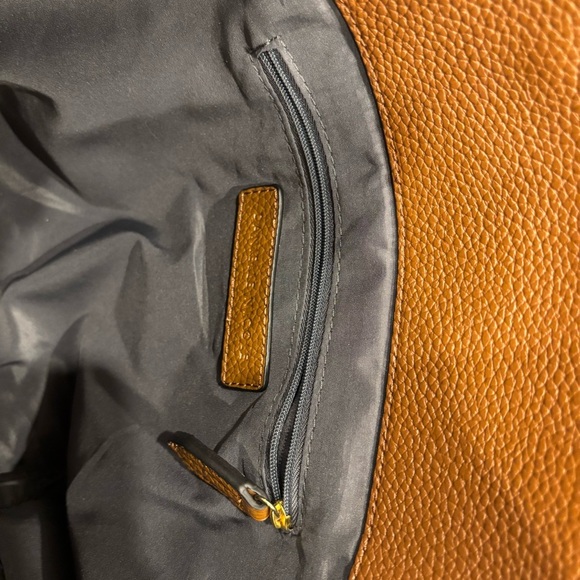 Danielle Nicole Brown Leather HandBag with Removable Shoulder Strap - Picture 8 of 14